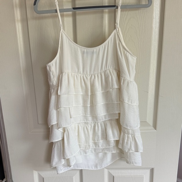 Who What Wear Cream Tiered Camisole - Picture 3 of 4